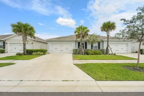 333 Raspberry Rd, Fort Pierce, FL 34981