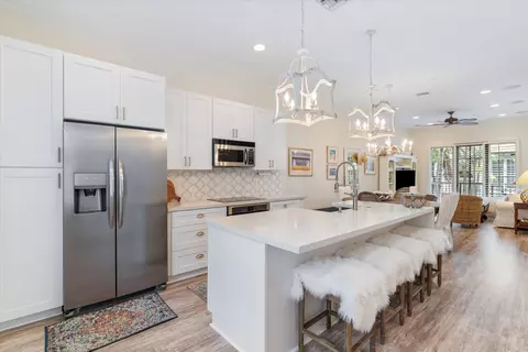 607 Renaissance Ln, Delray Beach, FL 33483