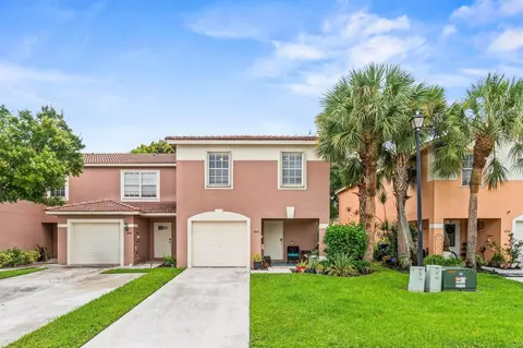 6964 Mill Brook Pl, Lake Worth, FL 33463