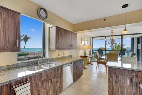 5380 N Ocean #2-I, Singer Island, FL 33404
