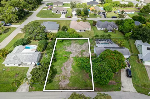 1579 SW Fresno, Port St Lucie, FL 34953