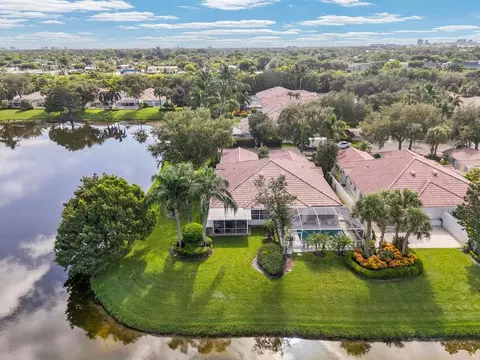 935 Magdalena, Palm Beach Gardens, FL 33410