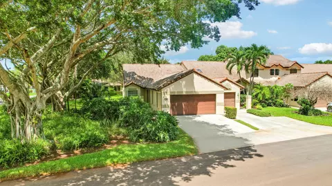 479 Ashwood Pl, Boca Raton, FL 33431