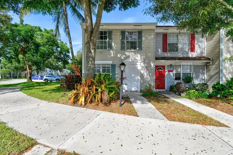 106 Old English Ct, Jupiter, FL 33458