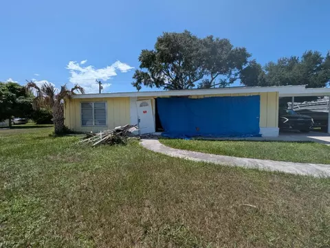 550 SW Airoso Blvd, Port Saint Lucie, FL 34983