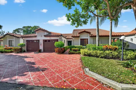 6096 Kings Gate Cir, Delray Beach, FL 33484