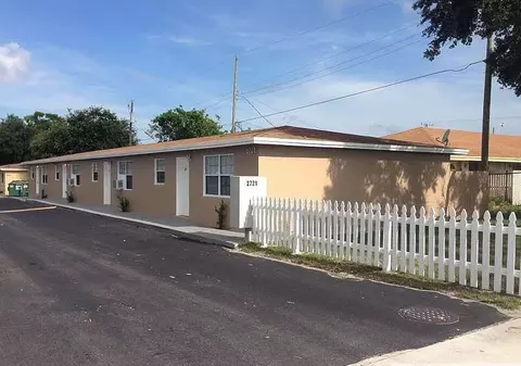 2721 Avenue Ave S #A1, Riviera Beach, FL 33404