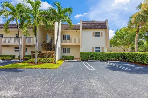 2805 Casita Way #215, Delray Beach, FL 33445