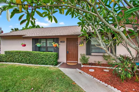 2285 Ida #30B, West Palm Beach, FL 33415