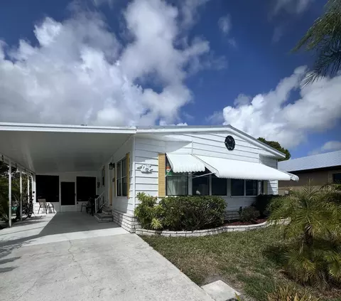 12 Ecuador Ct, Fort Pierce, FL 34951