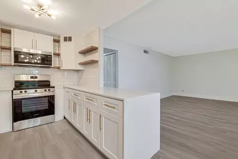 111 Lake Ave #7, Lake Worth Beach, FL 33460