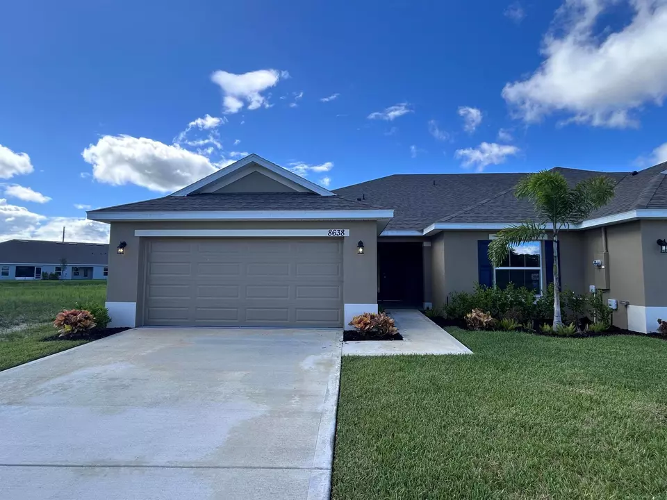 Exterior - 8638 Giovanni Ave, Fort Pierce, FL 34951 photo 1 of 7