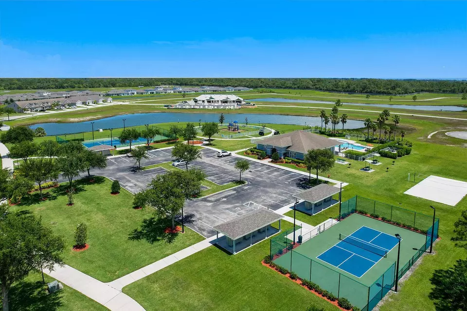 View/Area - 8638 Giovanni Ave, Fort Pierce, FL 34951 photo 6 of 9