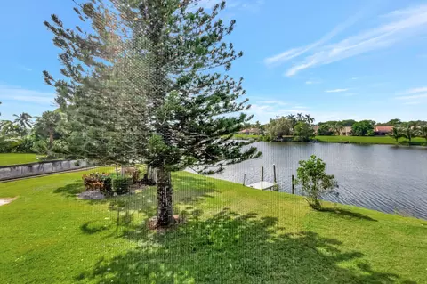 1260 NW 20th Ave #203, Delray Beach, FL 33445
