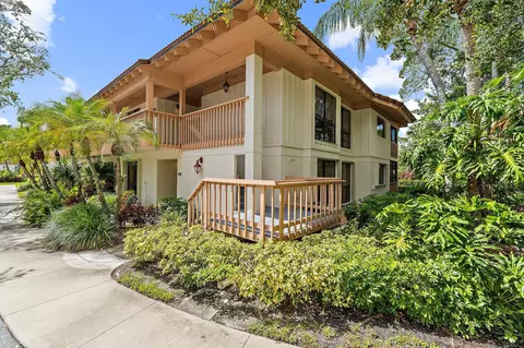 413 Brackenwood Ln S, Palm Beach Gardens, FL 33418