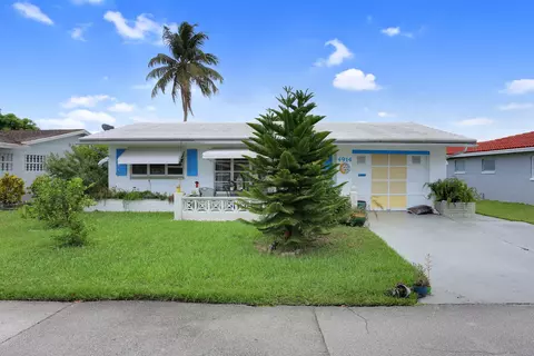 4914 NW 52 St, Tamarac, FL 33319