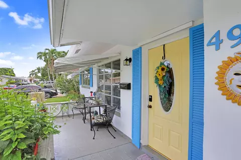 4914 NW 52 St, Tamarac, FL 33319