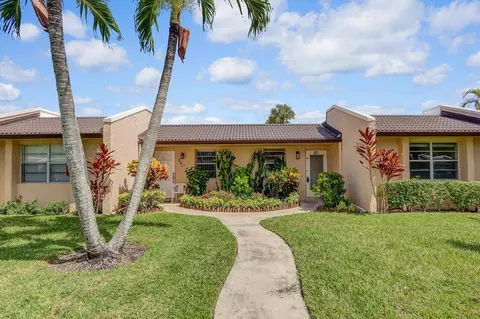 239 Lake Meryl Dr, West Palm Beach, FL 33411