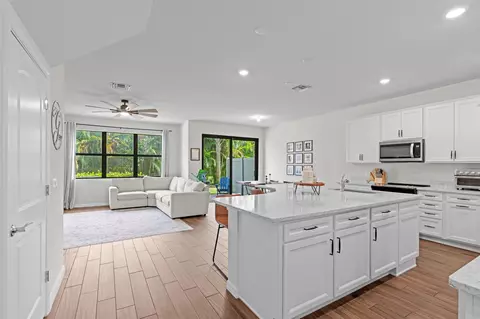8209 Cinch Way, Lake Worth, FL 33467