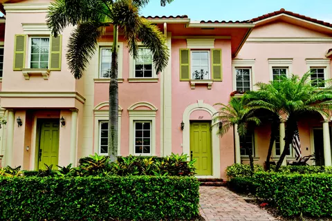 737 Dakota Dr, Jupiter, FL 33458