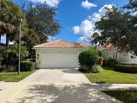 2053 Valencia Dr, Delray Beach, FL 33445