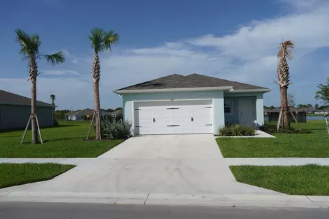 106 Pummelo Pl, Fort Pierce, FL 34981