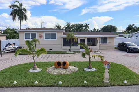 2442 Oklahoma, West Palm Beach, FL 33406