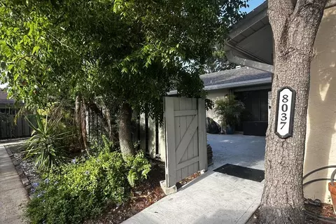 8037 Ambach, Hypoluxo, FL 33462