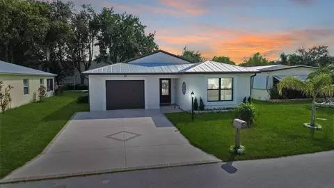 10 Santa Maria, Port Saint Lucie, FL 34952