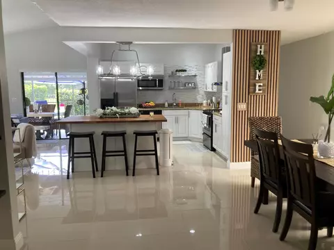 7615 Solimar Cir, Boca Raton, FL 33433