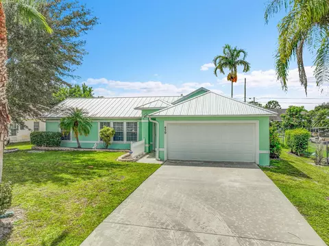 450 SW Dauphin Ave, Port Saint Lucie, FL 34953