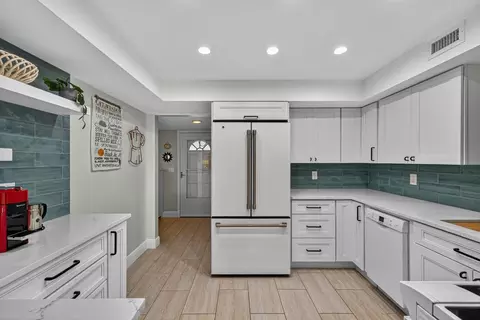 149 NW 70th #204 A, Boca Raton, FL 33487