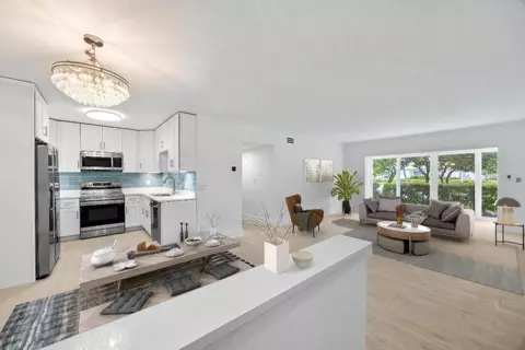 315 Venetian Dr #4, Delray Beach, FL 33483