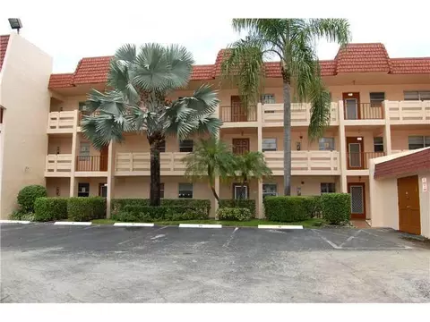 14790 Bonaire #104, Delray Beach, FL 33446