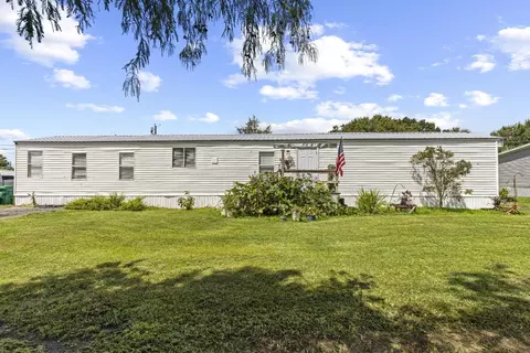 6585 NE 7th St, Okeechobee, FL 34974