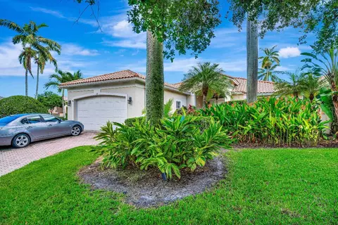 106 Village Clubhouse, Jupiter, FL 33458