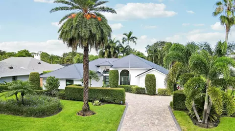 196 SE Turtle Creek Dr, Jupiter, FL 33469