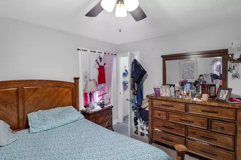 5372 Woodland Dr, Delray Beach, FL 33484