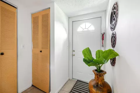 150 Lake Meryl Dr #143, West Palm Beach, FL 33411