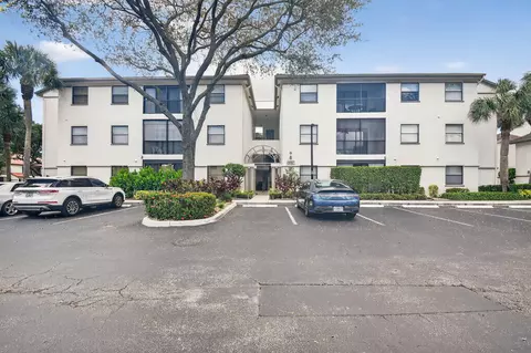 5157 Floria #R, Boynton Beach, FL 33437