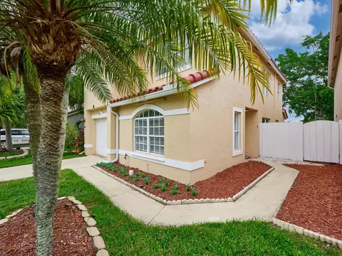 6813 Torch Key St, Lake Worth, FL 33467