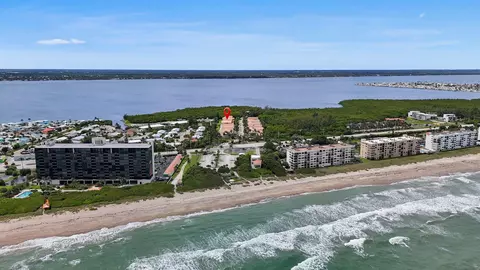 143 Pepper Ln, Jensen Beach, FL 34957