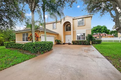 6460 Sand Hills Cir, Lake Worth, FL 33463