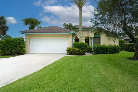 13258 Touchstone, Palm Beach Gardens, FL 33418