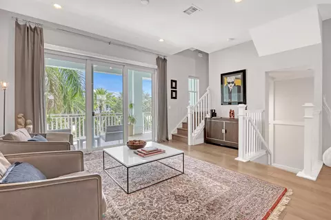 7091 Edison Pl, Palm Beach Gardens, FL 33418