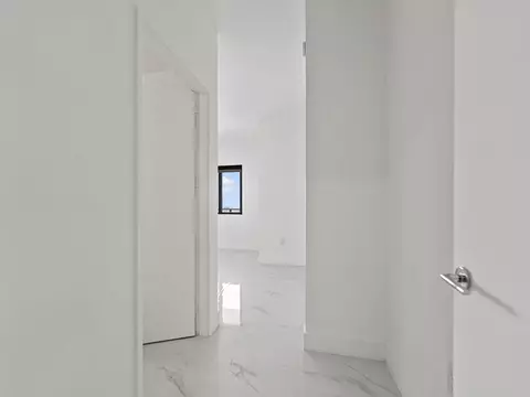 Entry Way - 700 NE 24th St #3002, Miami, FL 33137 photo 1 of 3