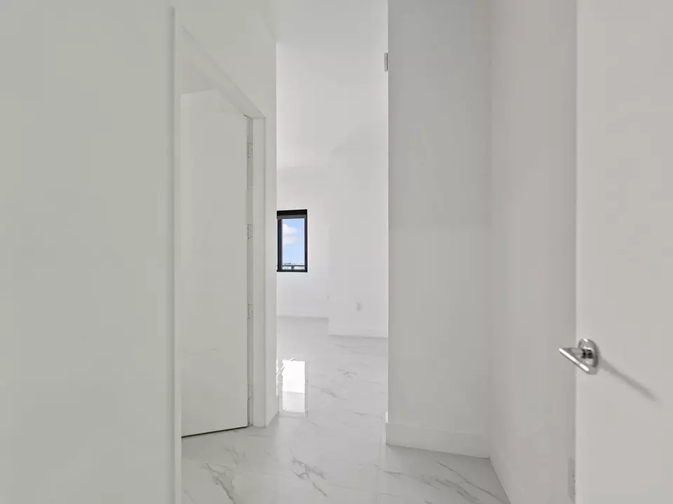 Entry Way - 700 NE 24th St #3002, Miami, FL 33137 photo 1 of 3