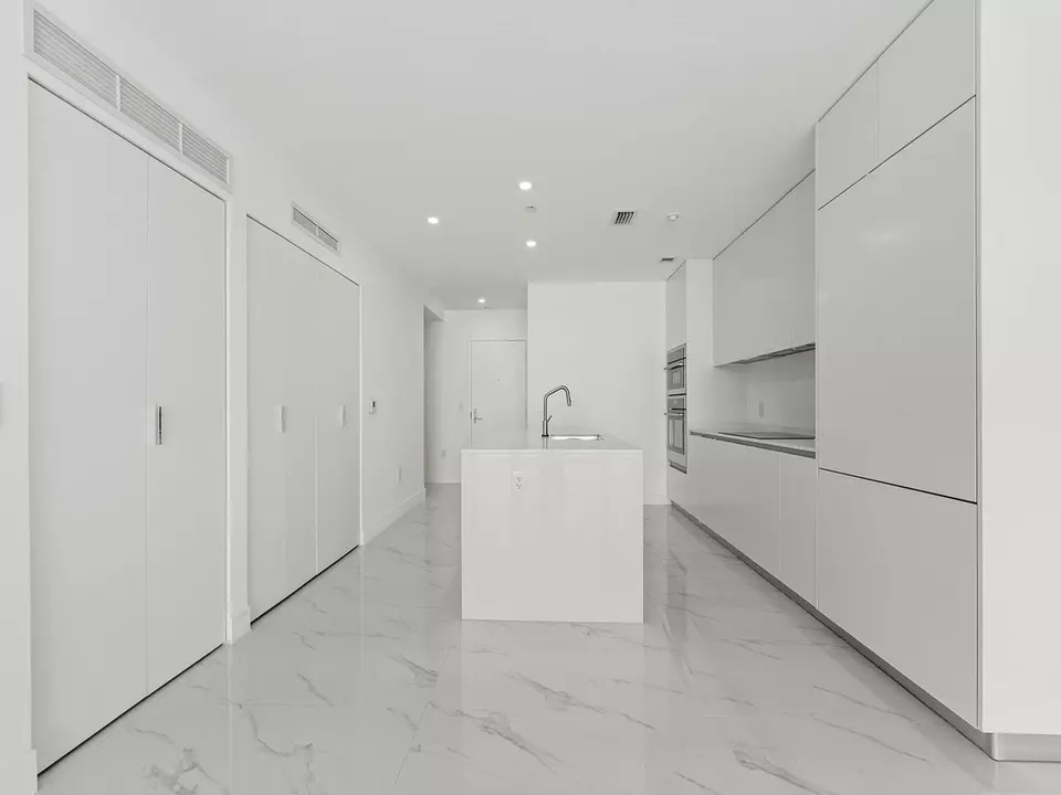Other - 700 NE 24th St #3002, Miami, FL 33137 photo 1 of 23