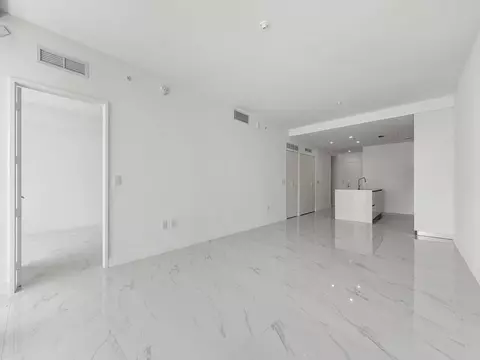 Living - 700 NE 24th St #3002, Miami, FL 33137 photo 1 of 7