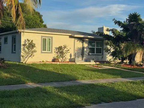2329 West Dr, West Palm Beach, FL 33409